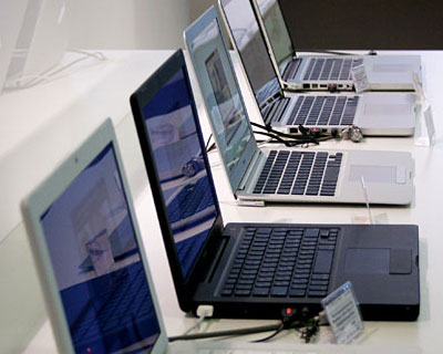 ����� Apple � ���������� ��� MacBook, iPod, iPhone